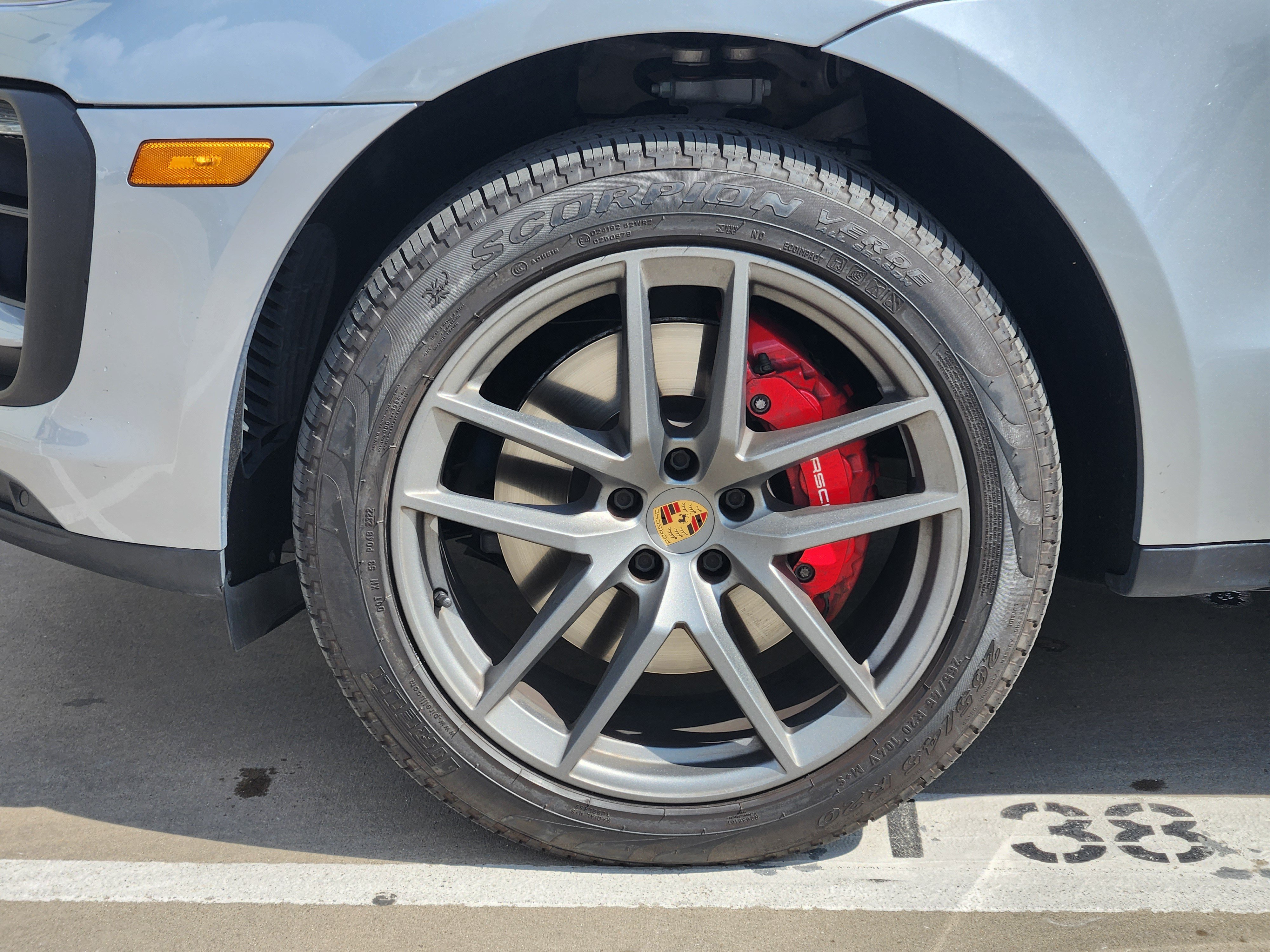 Certified 2023 Porsche Macan S AWD/4WD image 14