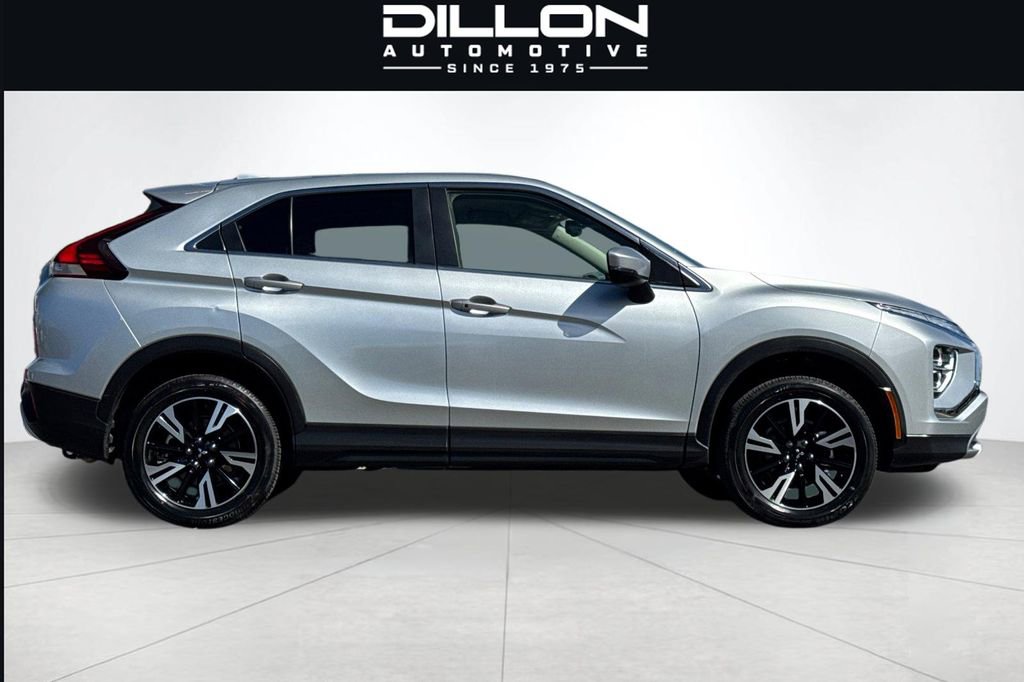 Used 2025 Mitsubishi Eclipse Cross SE AWD/4WD image 3