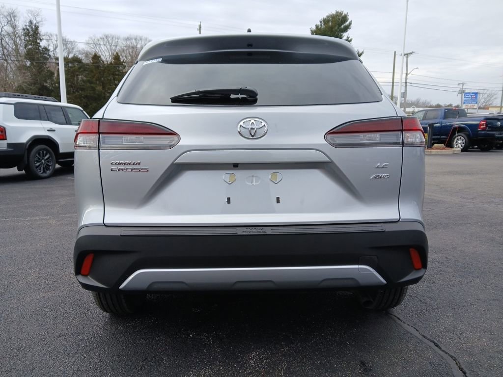 New 2026 Toyota Corolla Cross LE image 9
