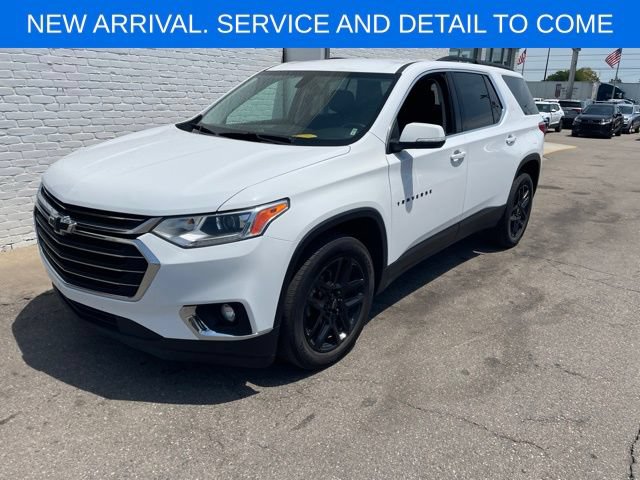 Used 2021 Chevrolet Traverse LT