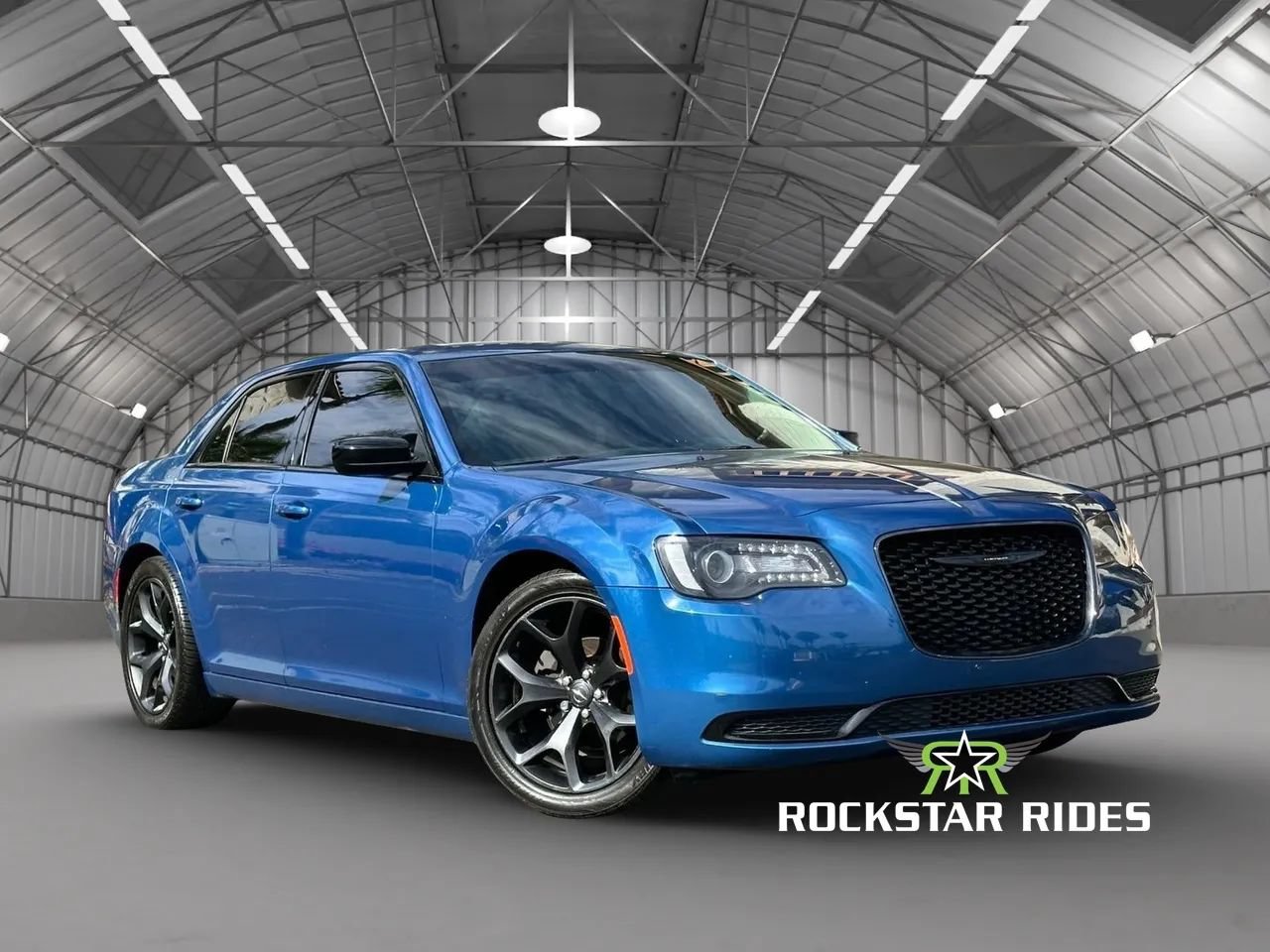 Used 2021 Chrysler 300 Touring w/ Sport Appearance Package RWD image 3