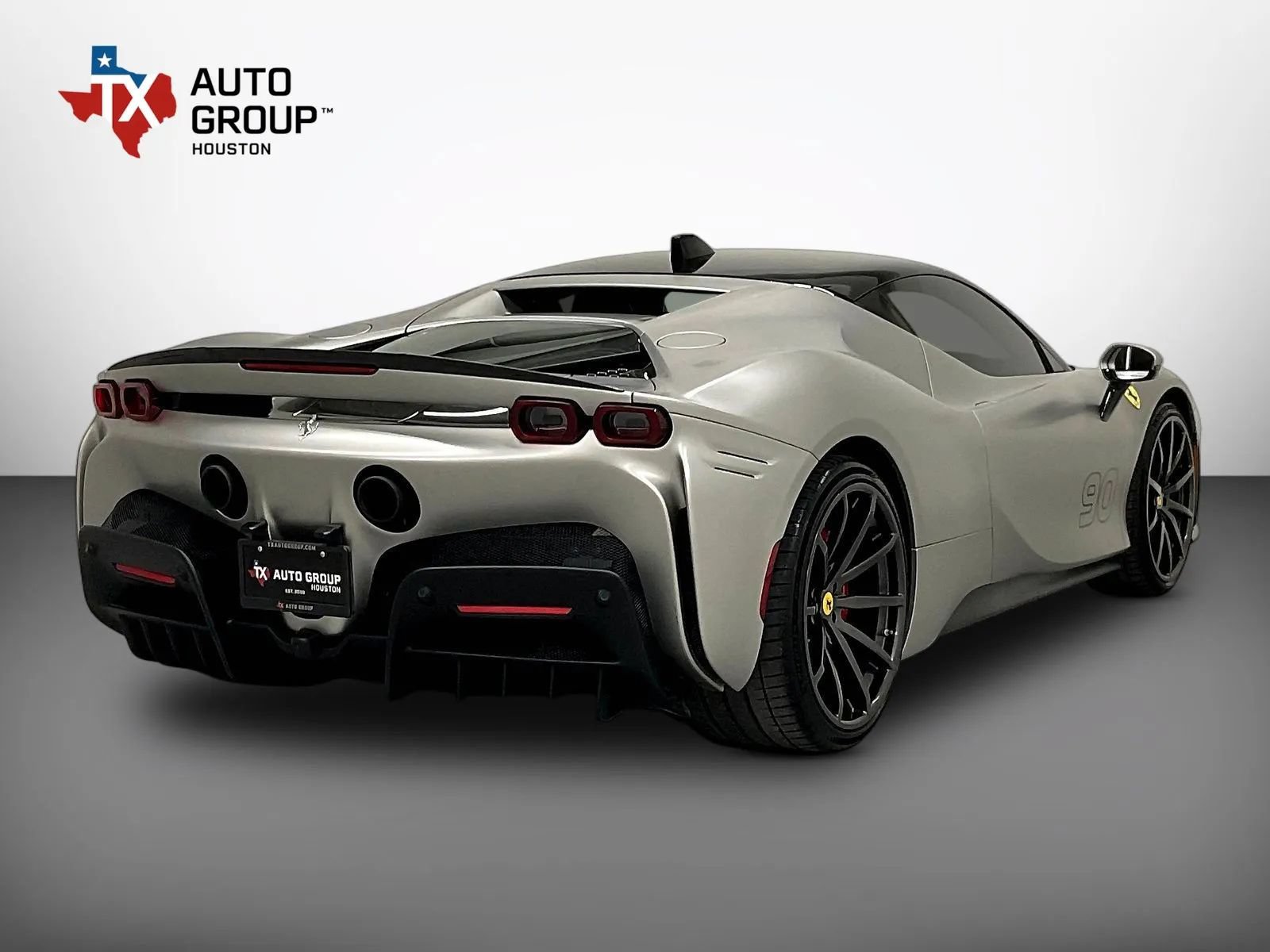 Used 2021 Ferrari SF90 Stradale AWD/4WD image 5