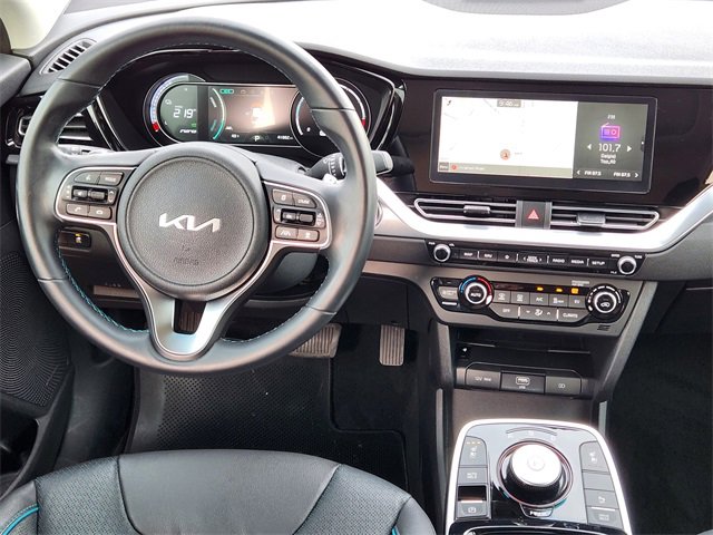 Used 2022 Kia Niro EX Premium image 29