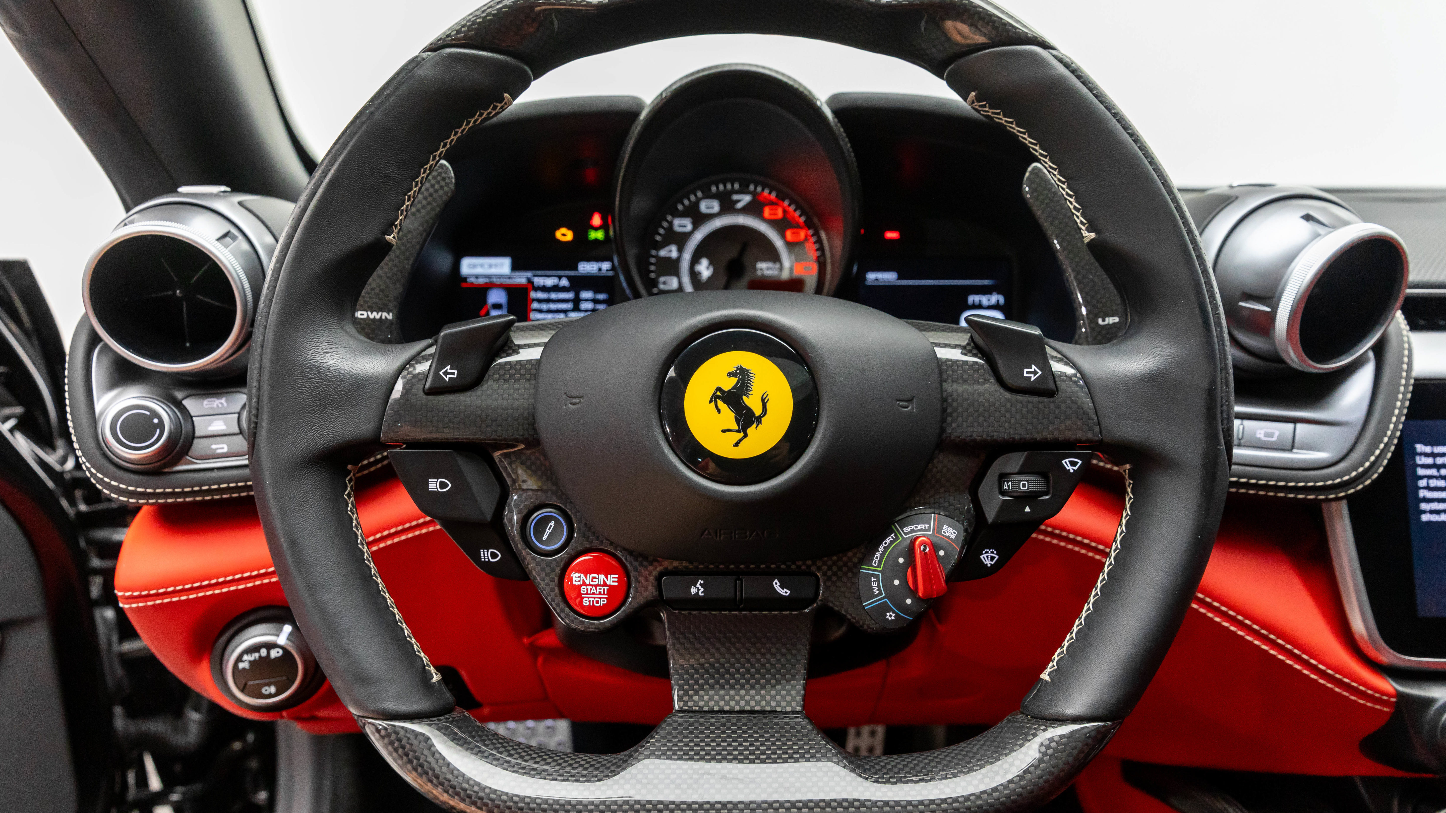 Used 2020 Ferrari GTC4Lusso T RWD image 40