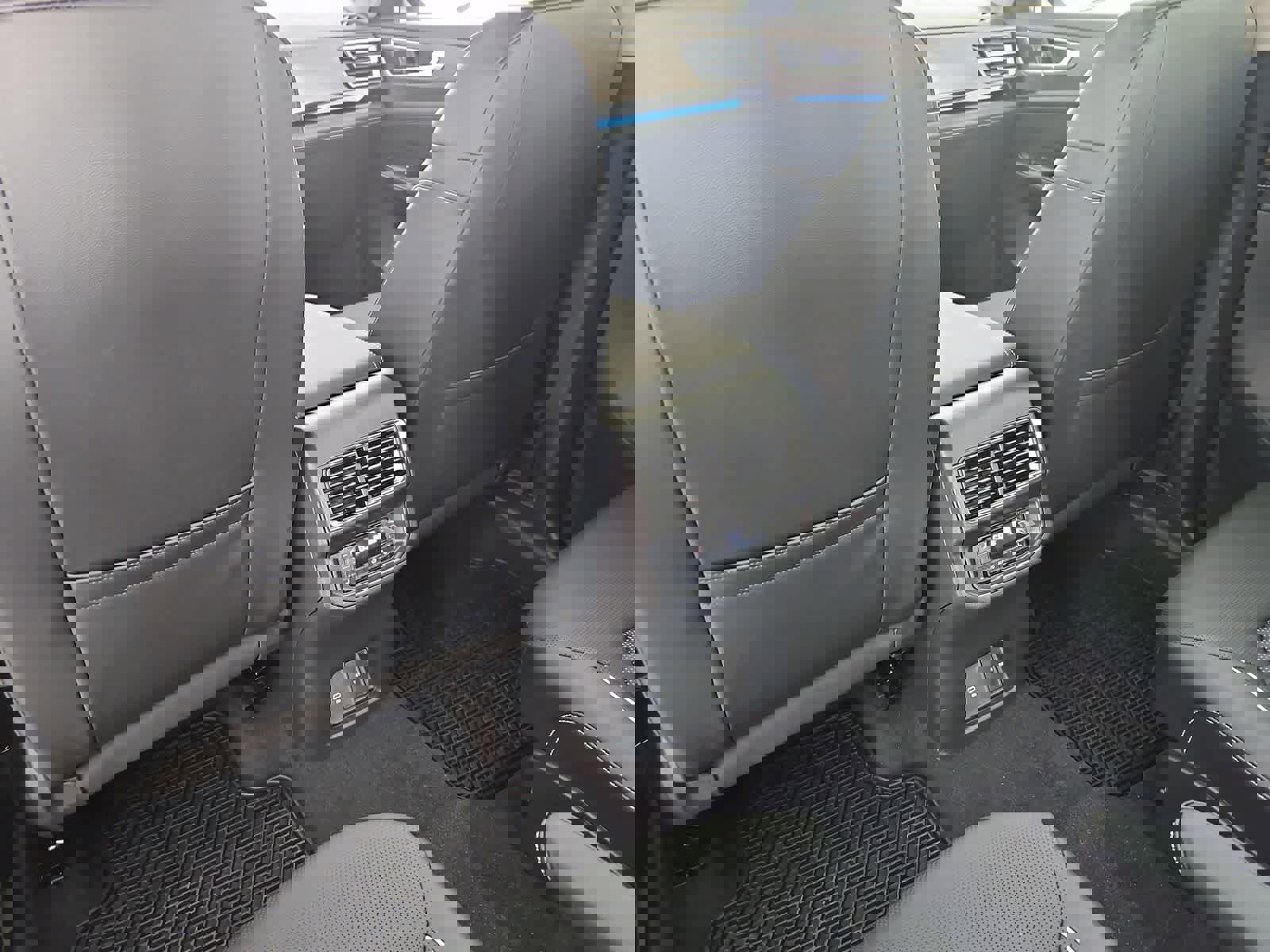 New 2026 Volkswagen Atlas SEL Premium R-Line image 17