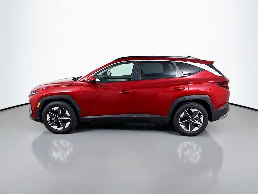 Used 2025 Hyundai Tucson SEL FWD image 4