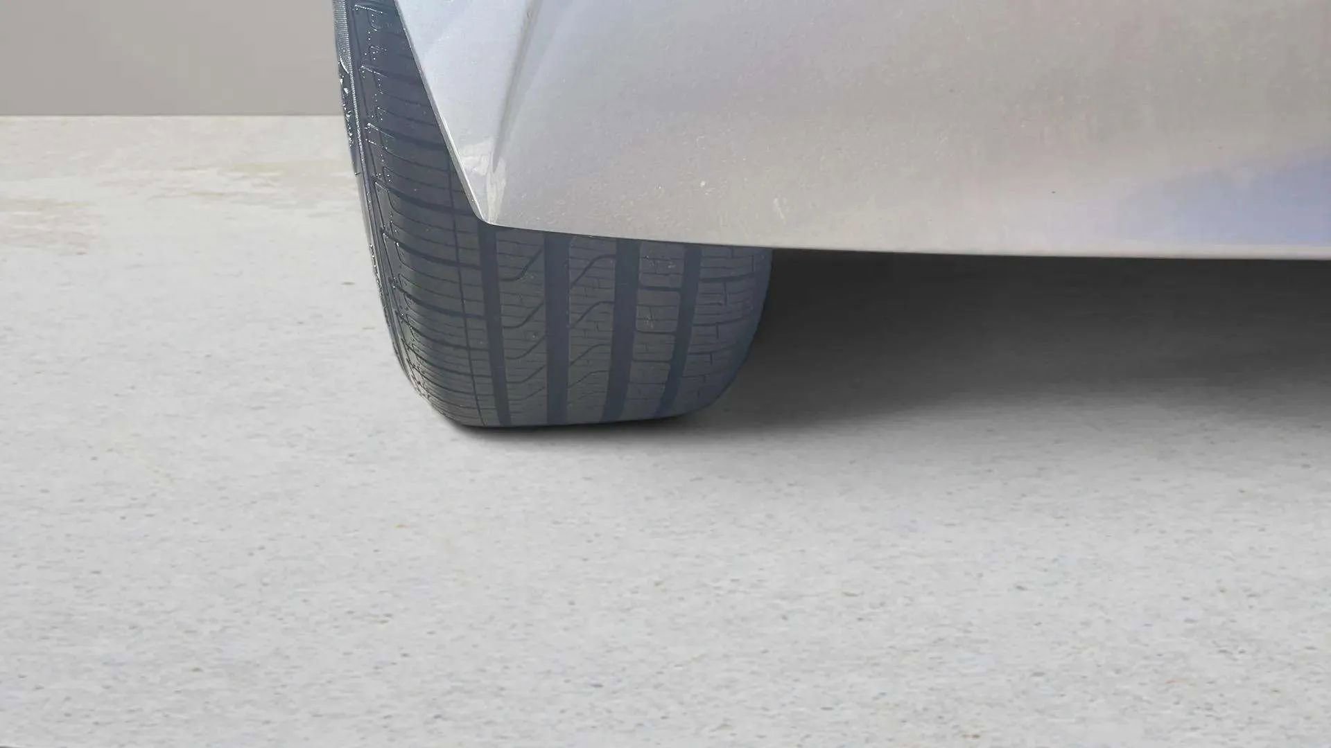 Used 2005 BMW Z4 2.5i image 33