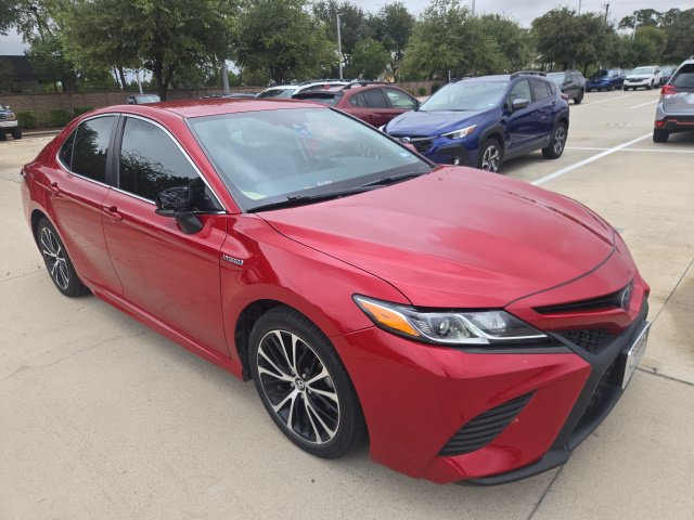 Used 2020 Toyota Camry SE