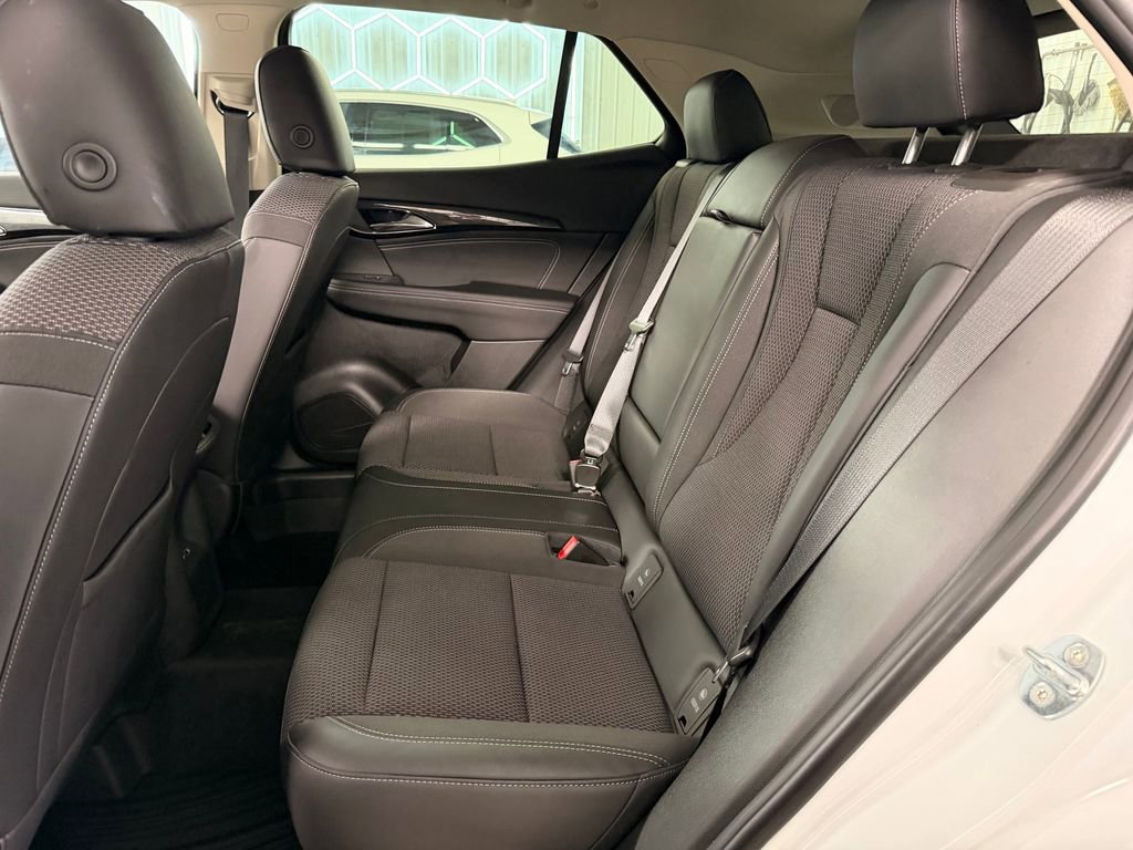 Used 2023 Buick Envision Preferred image 28