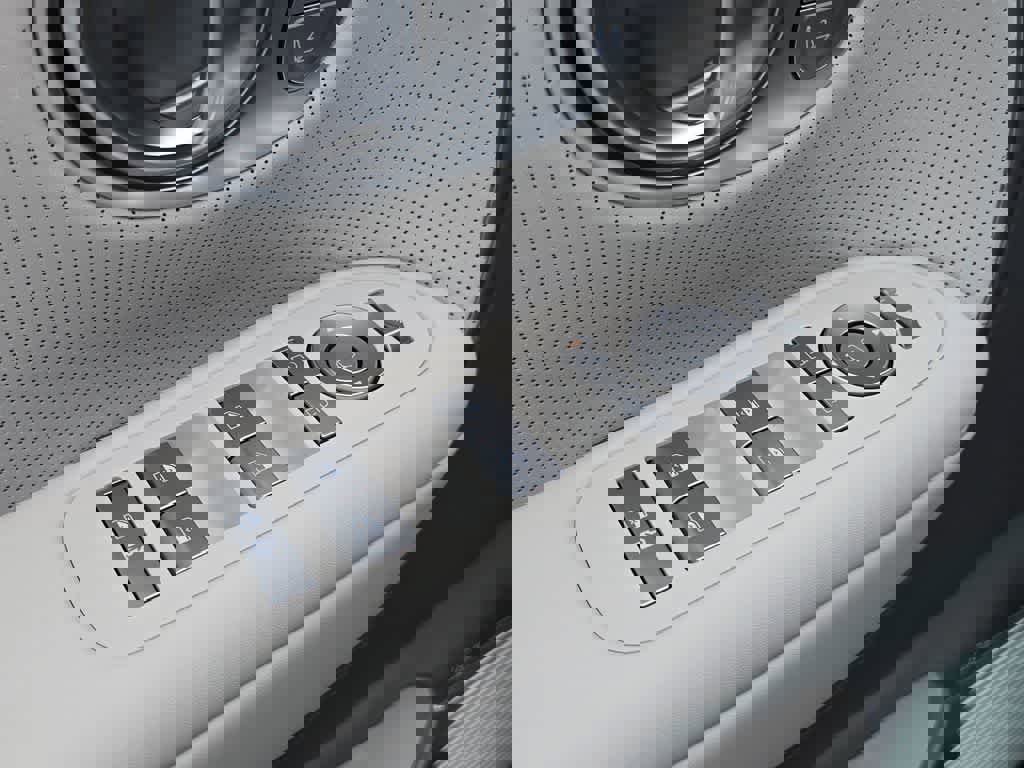 New 2026 Hyundai Ioniq 9 Calligraphy image 18