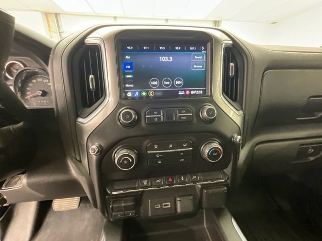 Used 2021 Chevrolet Silverado 2500 LT AWD/4WD image 10