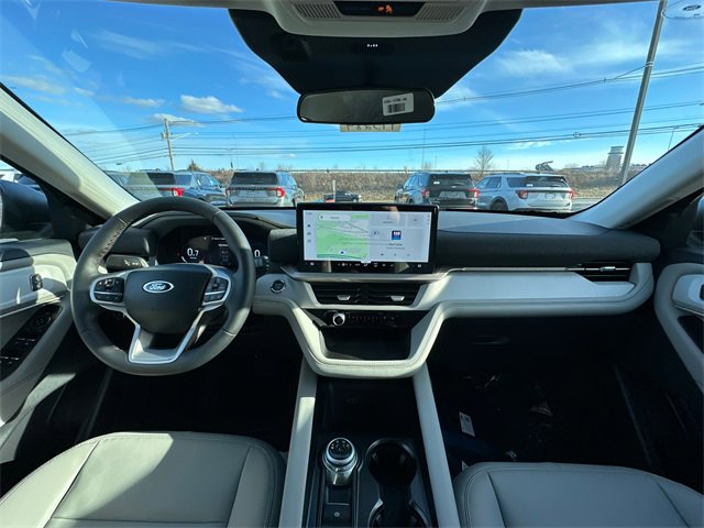 New 2026 Ford Explorer Active w/ Active Comfort Package image 16