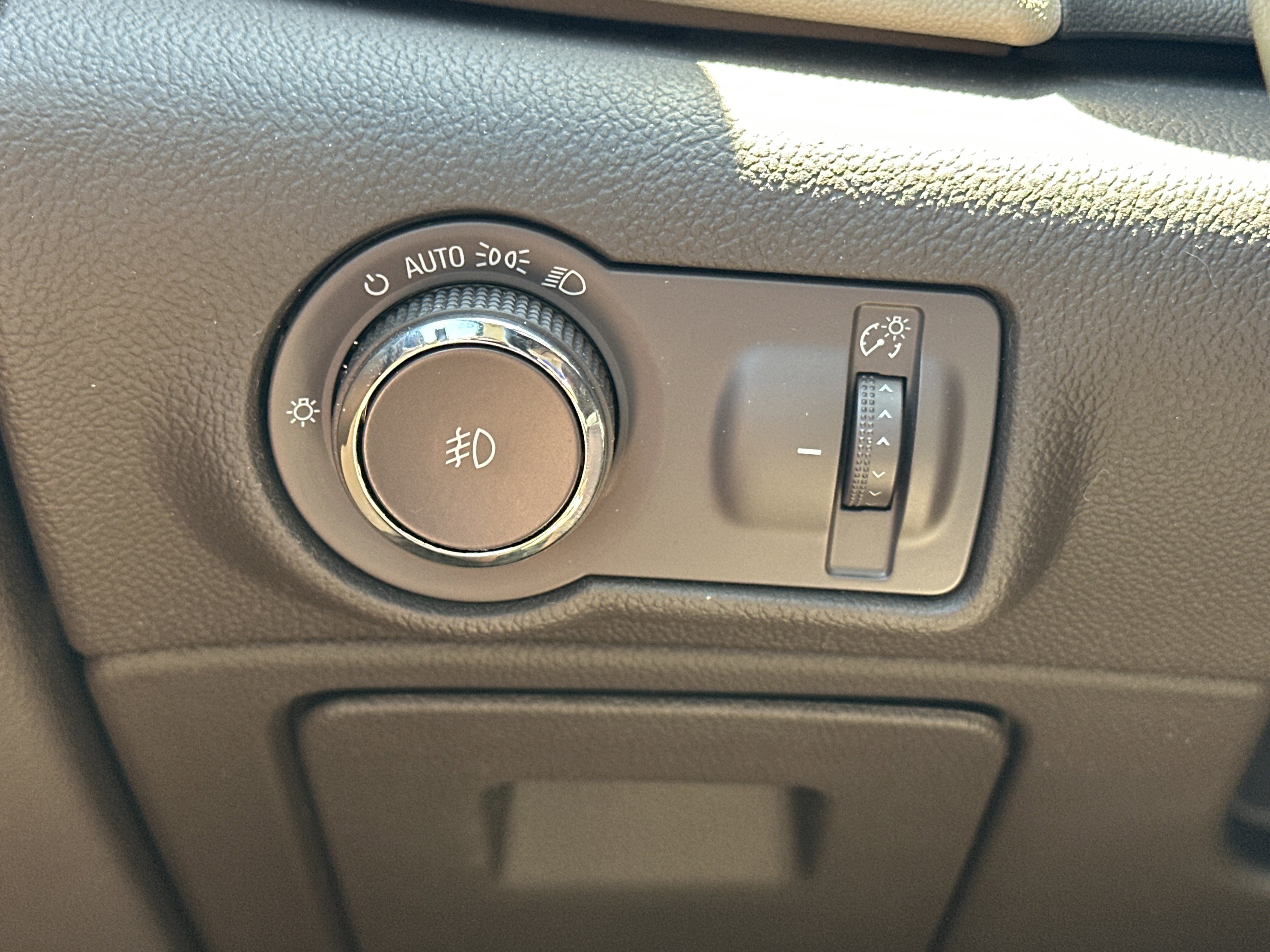 Used 2014 Buick Verano image 26