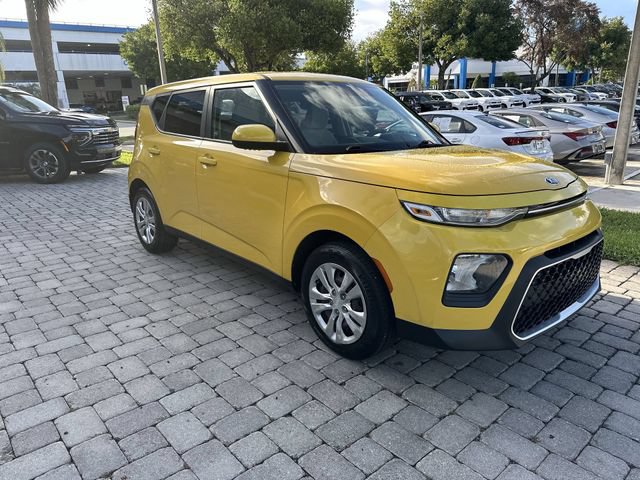 Used 2020 Kia Soul LX FWD image 16