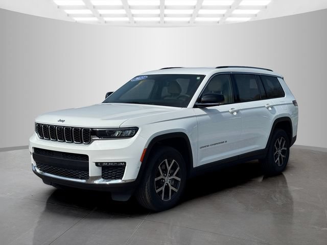 Certified 2023 Jeep Grand Cherokee L Limited w/ Luxury Tech Group II AWD/4WD image 3
