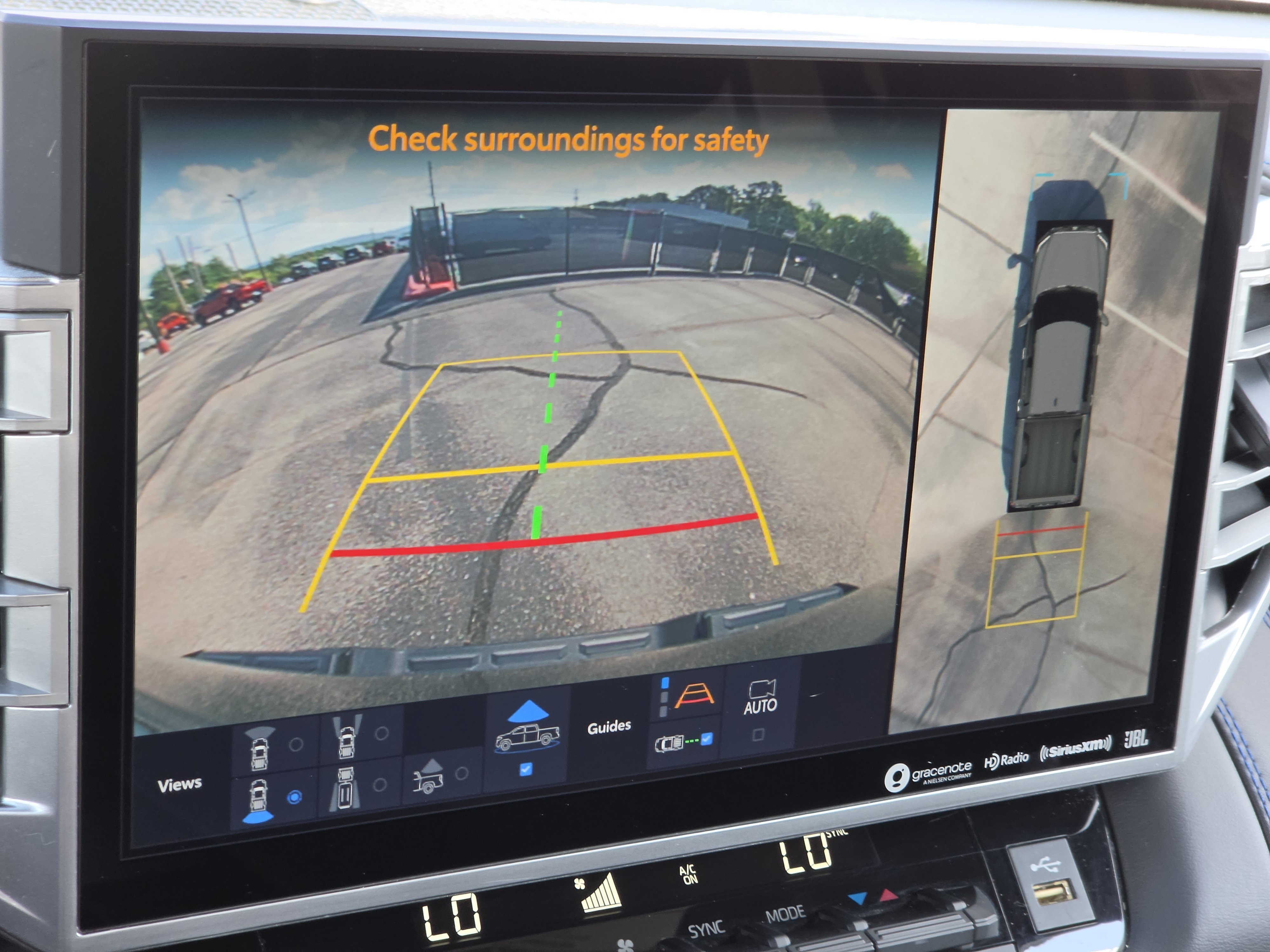 Used 2023 Toyota Tundra Platinum AWD/4WD image 21