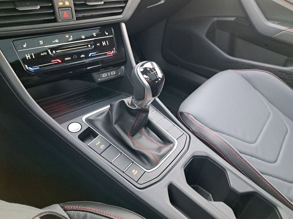 New 2026 Volkswagen Jetta GLI Autobahn FWD image 27