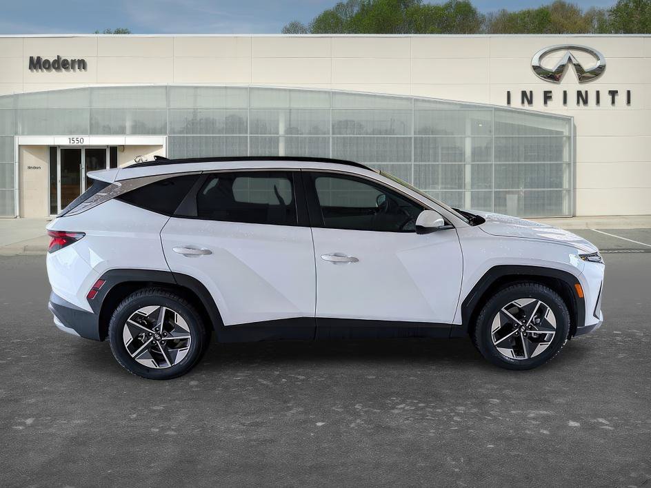 Used 2025 Hyundai Tucson SEL FWD image 3