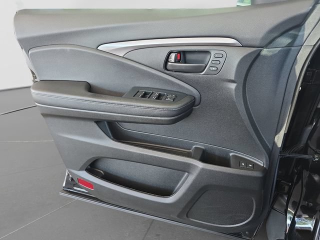 Used 2023 Honda Passport EX-L image 24