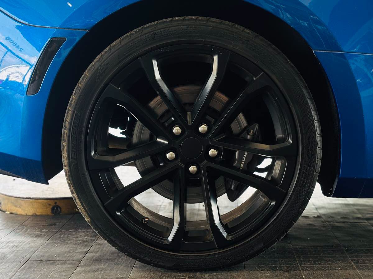 Used 2017 Chevrolet Camaro SS RWD image 26