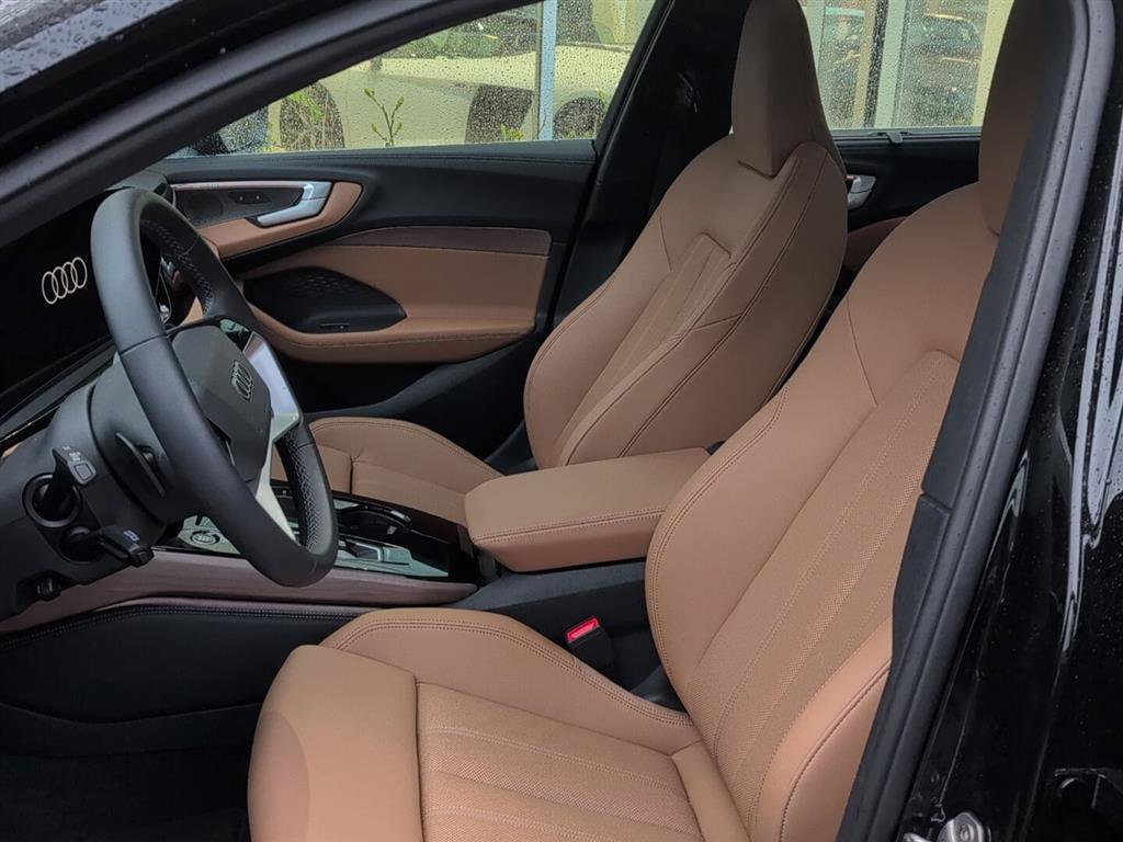 Used 2025 Audi A5 2.0T Premium Plus w/ Premium Plus image 10