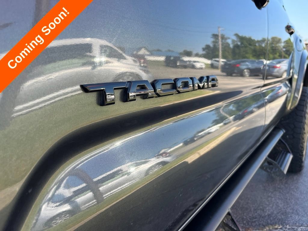 Used 2023 Toyota Tacoma Limited w/ Nightshade Package AWD/4WD image 7