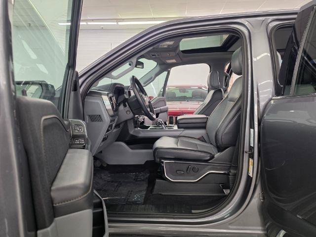 Used 2024 Ford F150 Lariat w/ Bed Utility Package AWD/4WD image 8