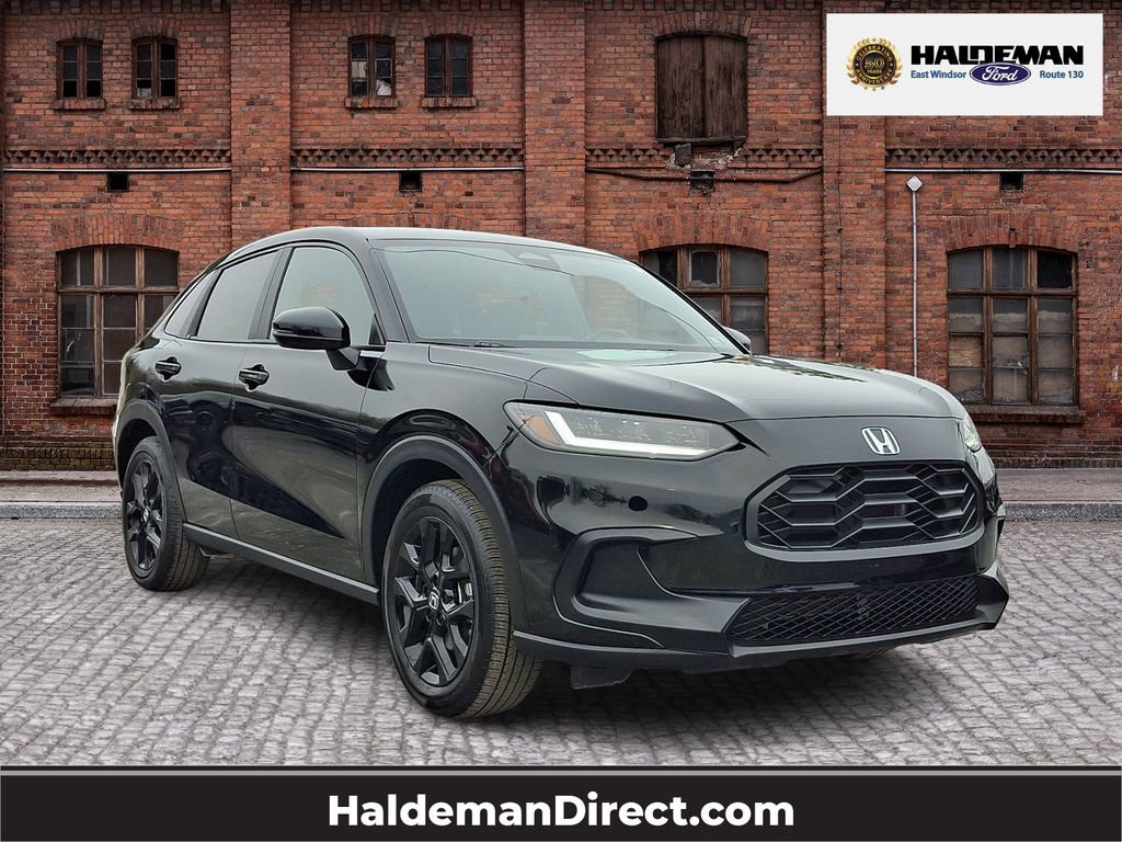 Used 2025 Honda HR-V Sport image 1