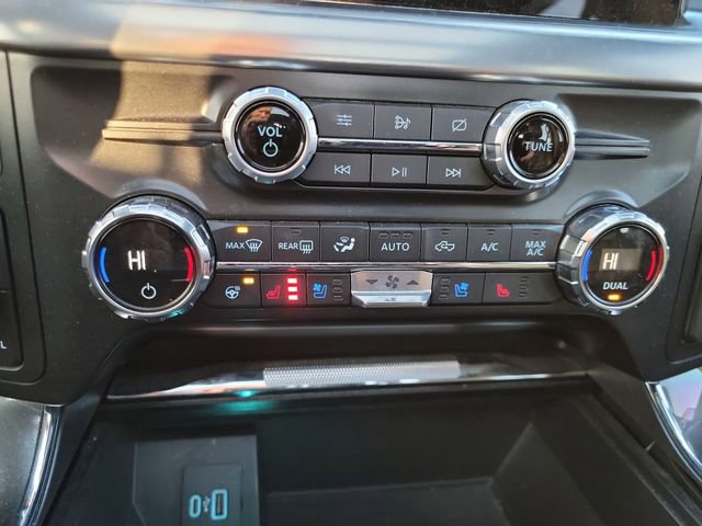 Used 2021 Ford F150 Lariat w/ Equipment Group 502A High image 19