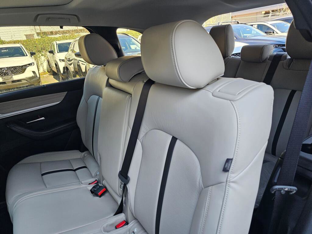 New 2026 MAZDA CX-90 3.3 Turbo w/ Premium Sport Pkg image 17