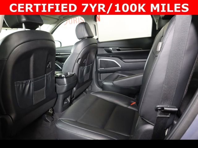 Used 2025 Kia Telluride S image 15