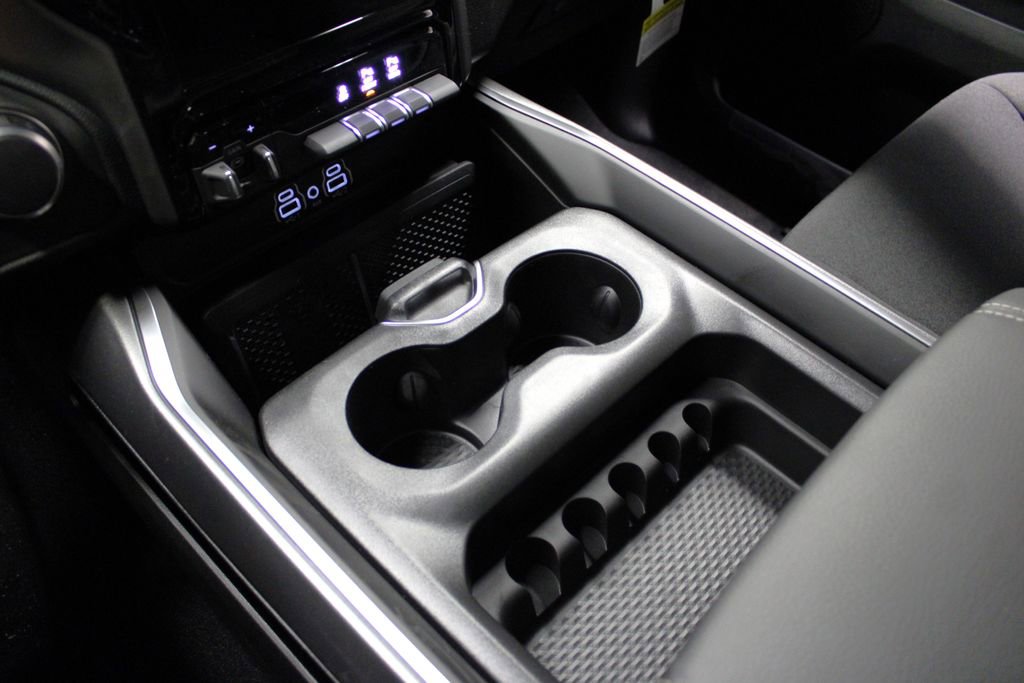 New 2026 RAM 1500 4x4 Crew Cab image 20