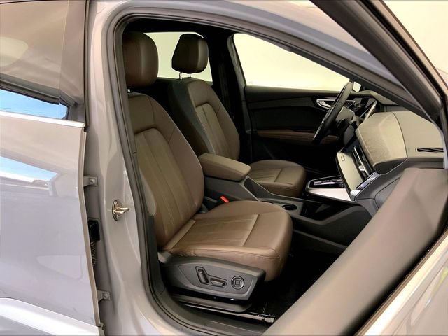Used 2023 Audi Q4 e-tron Premium Plus w/ Premium Plus AWD/4WD image 17