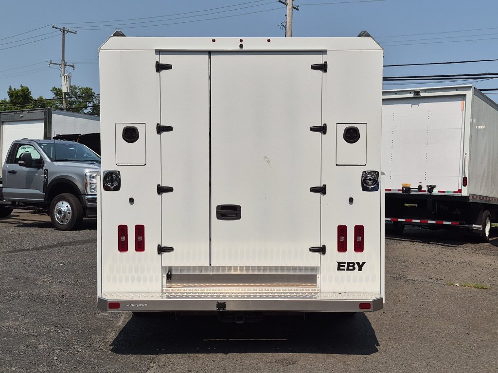 New 2027 Ford E-350 and Econoline 350 Super Duty w/ Power Equipment Group RWD image 12