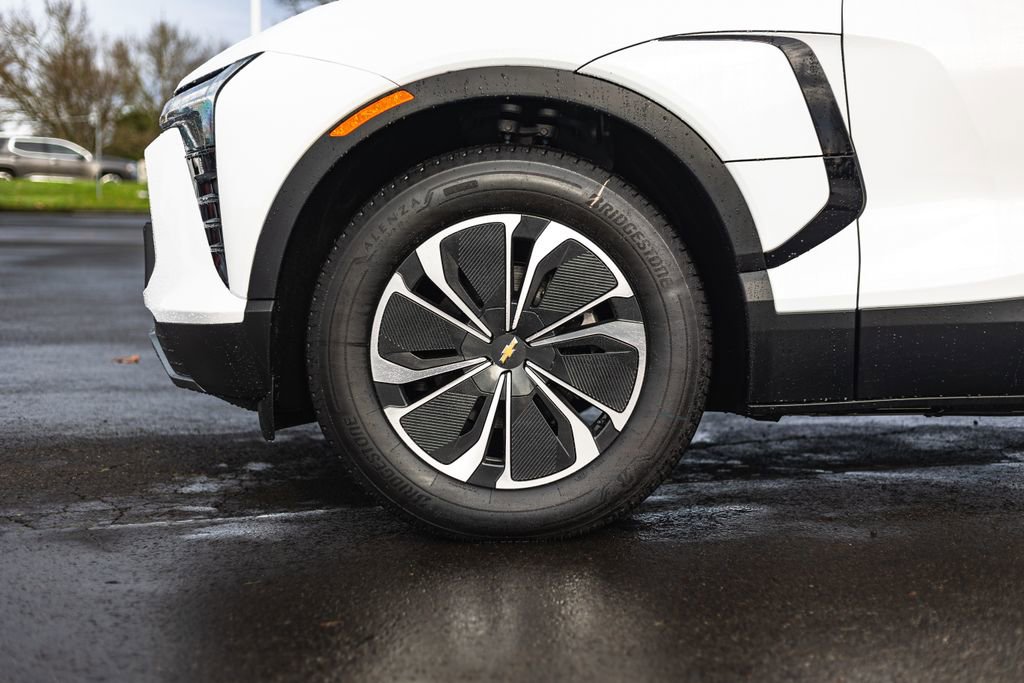 New 2026 Chevrolet Blazer EV LT image 12