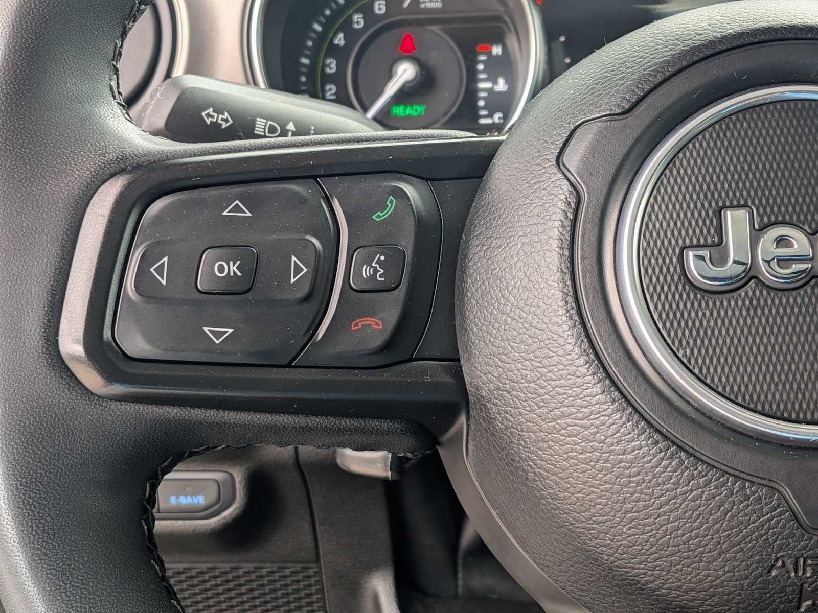 Used 2023 Jeep Wrangler Unlimited w/ Cold Weather Group AWD/4WD image 19
