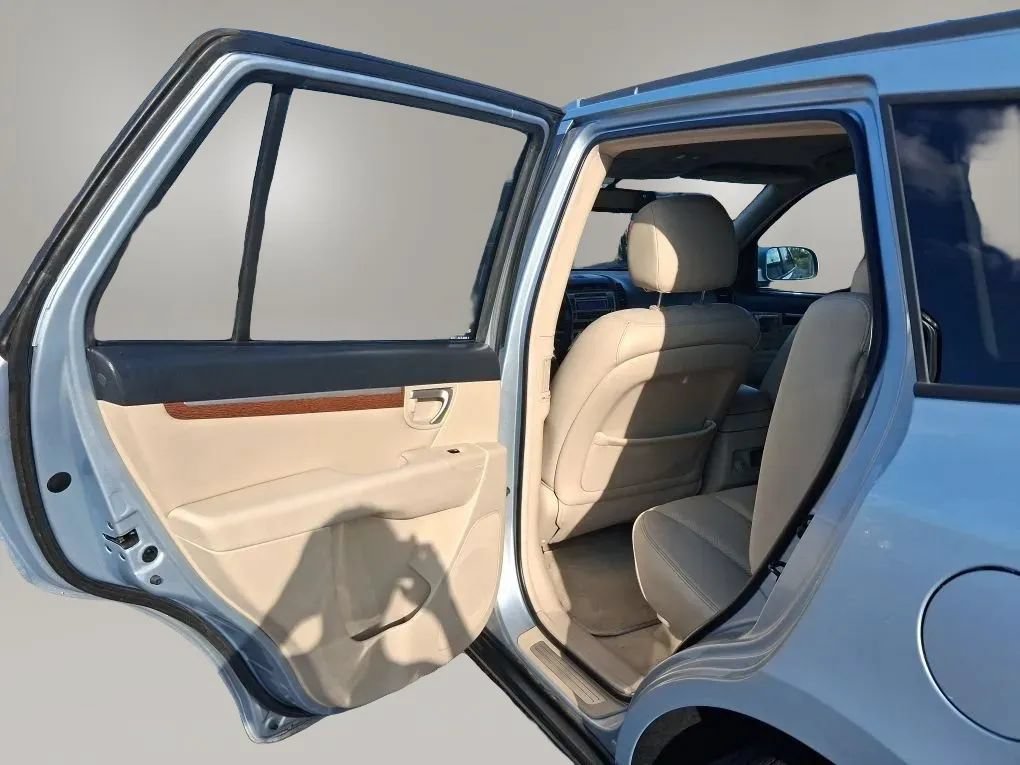 Used 2007 Hyundai Santa Fe Limited FWD image 23