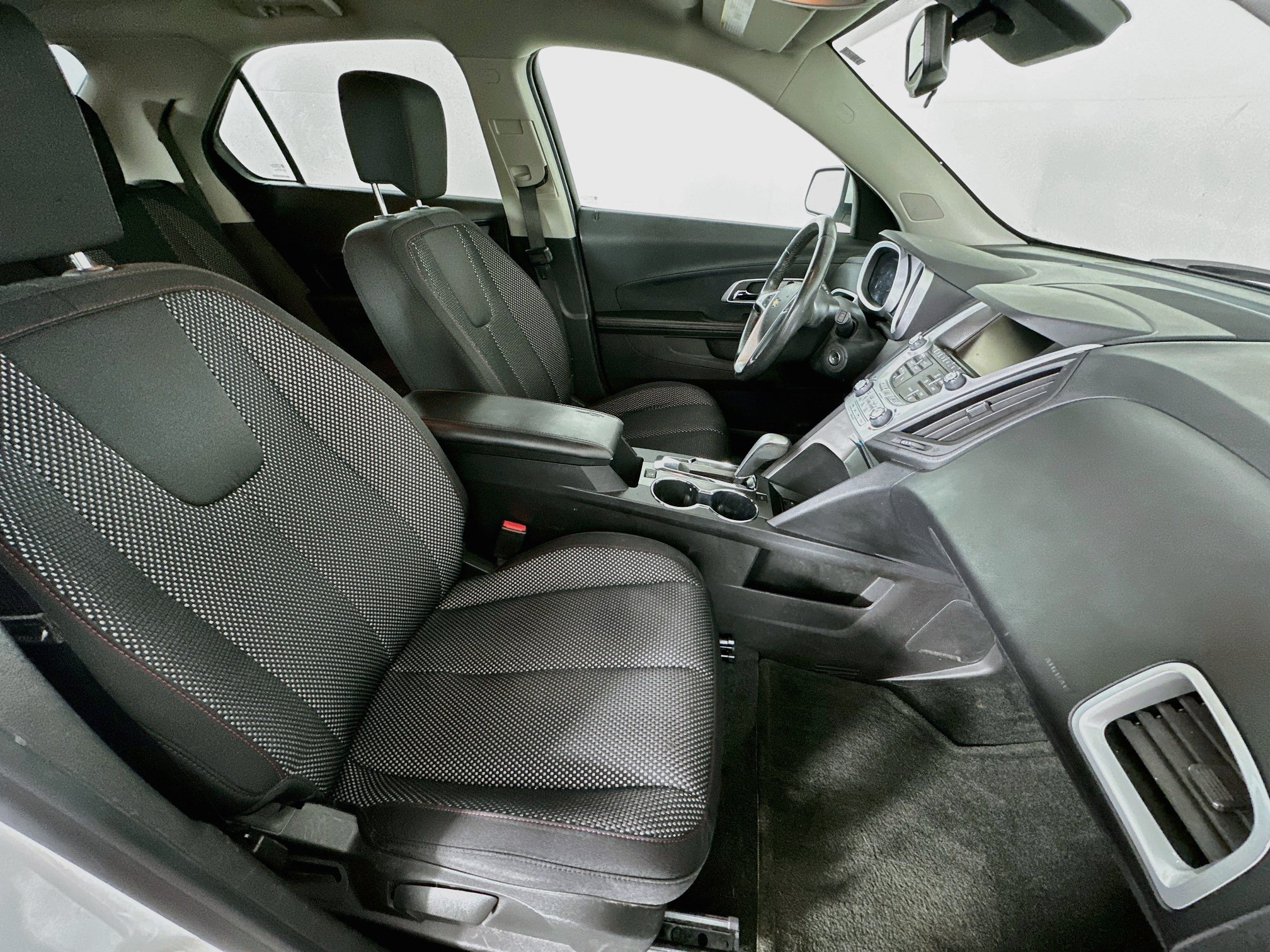 Used 2015 Chevrolet Equinox LT w/ Driver Convenience Package FWD image 28