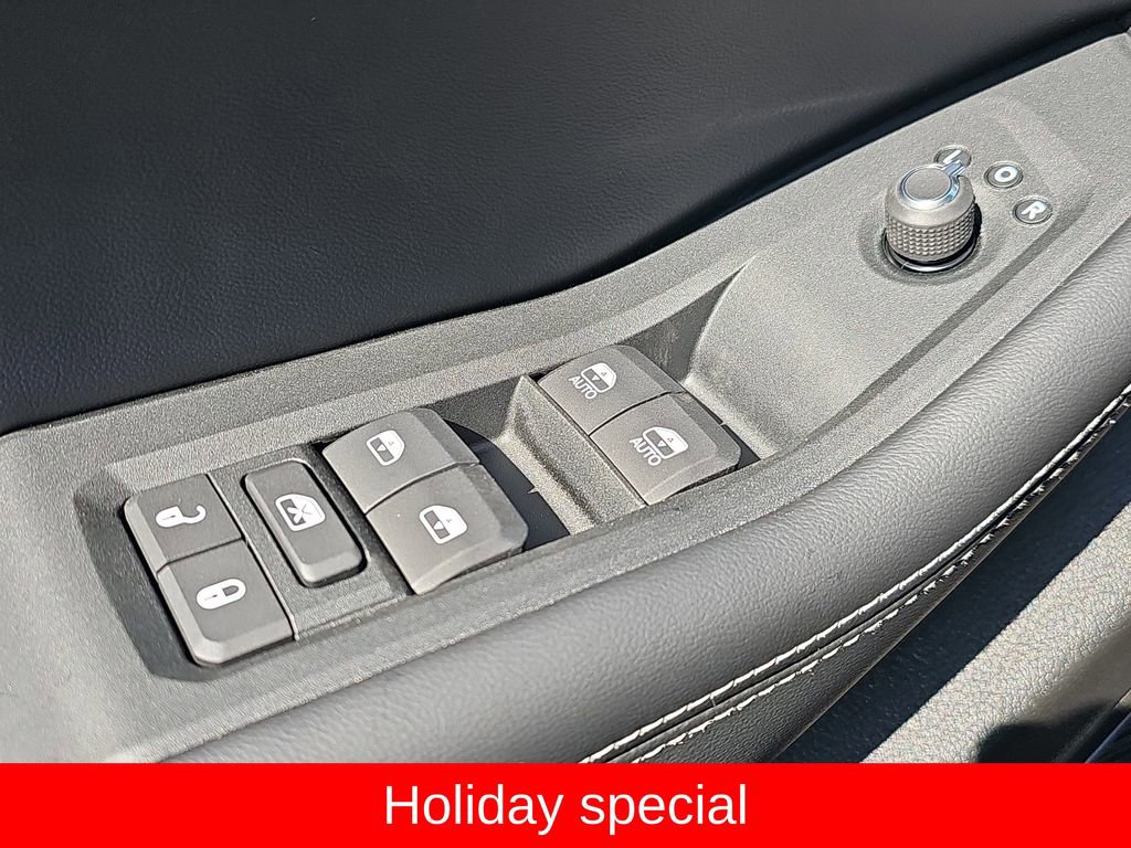 New 2025 Jeep Grand Cherokee Altitude image 28