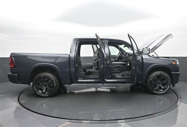 New 2026 RAM 1500 4x4 Crew Cab image 57