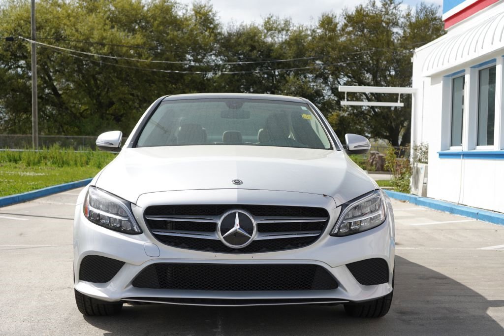 Used 2021 Mercedes-Benz C 300 4MATIC Sedan image 5