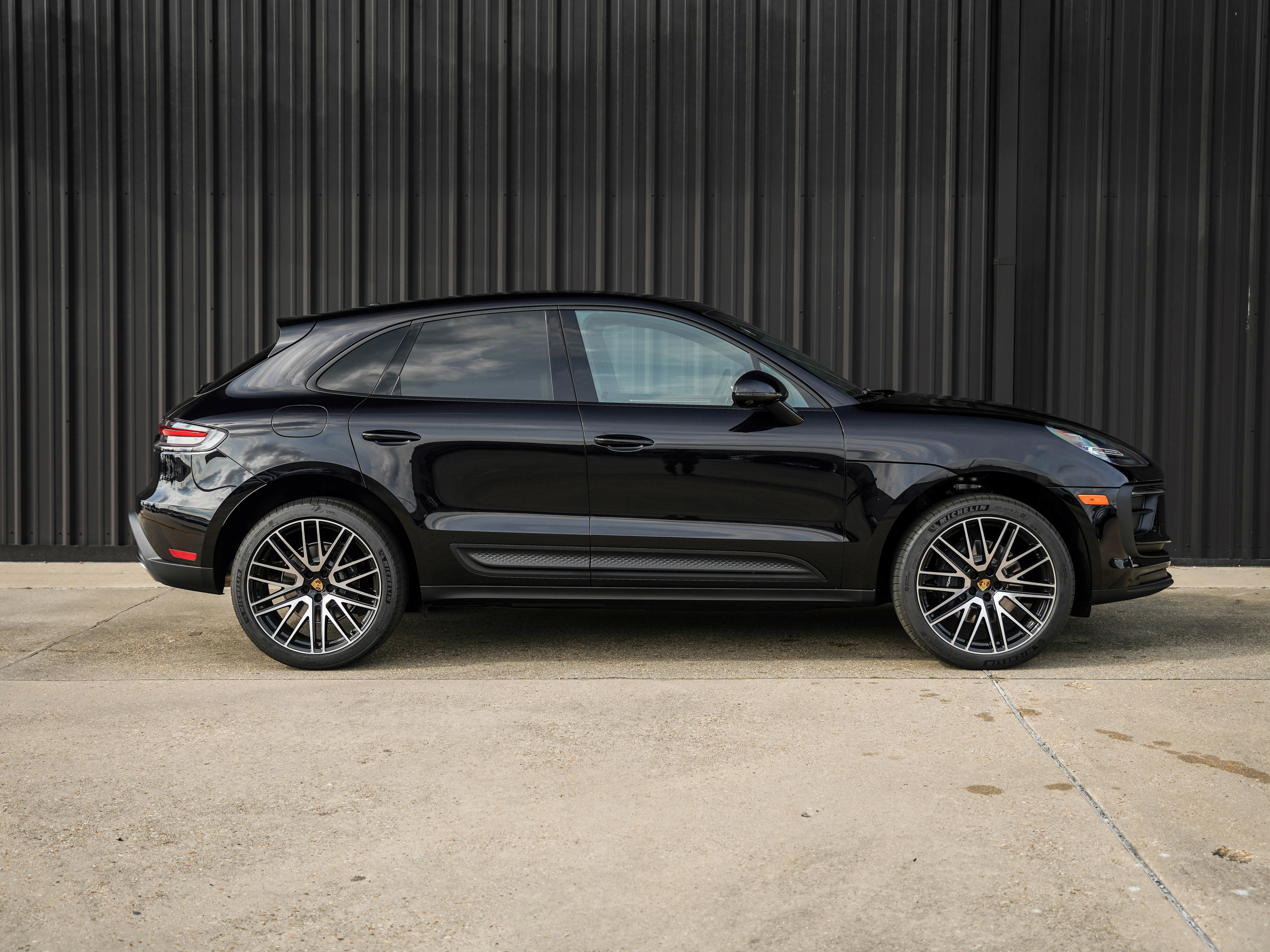 New 2026 Porsche Macan image 16