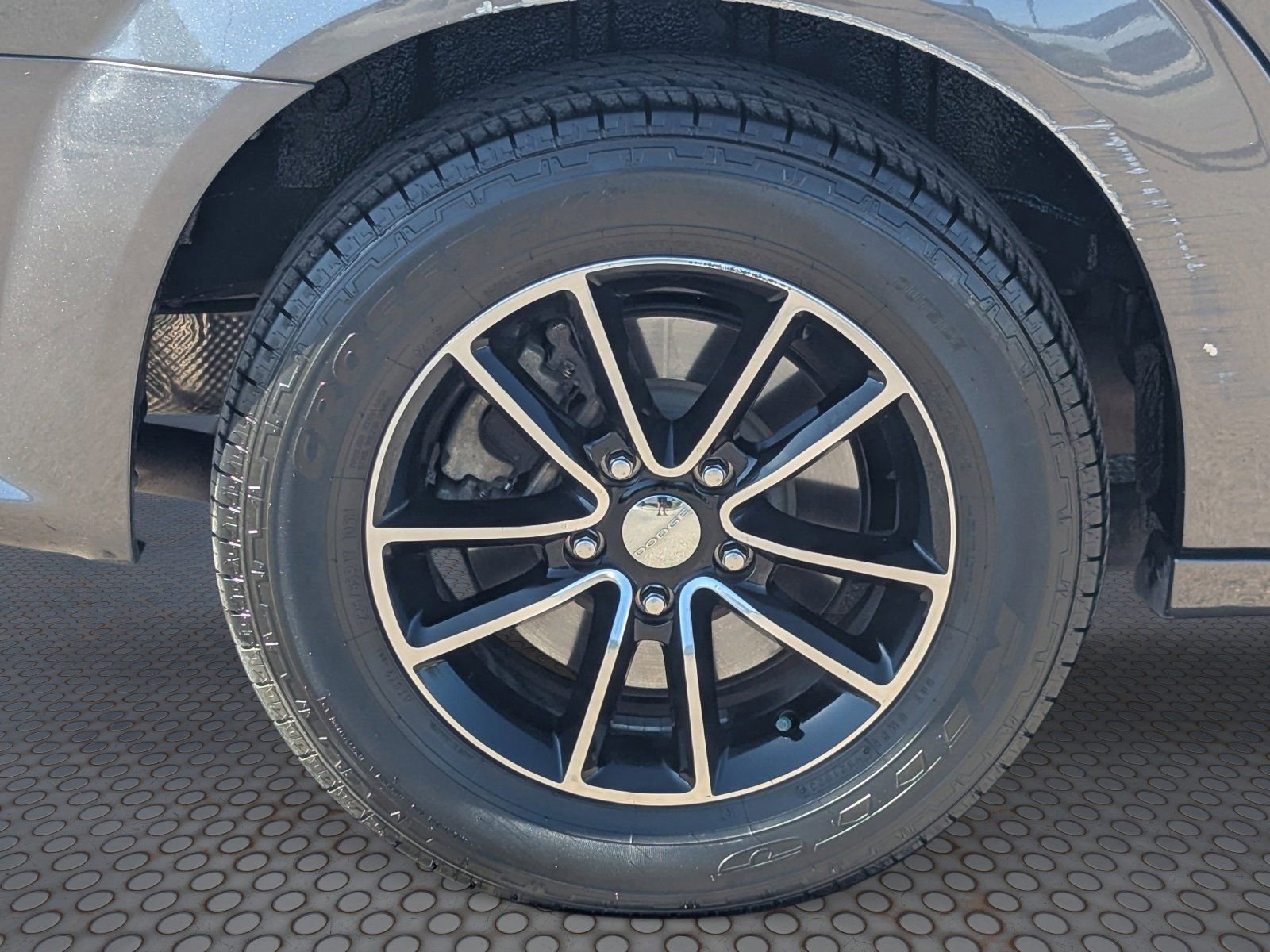 Used 2016 Dodge Grand Caravan SE FWD image 10