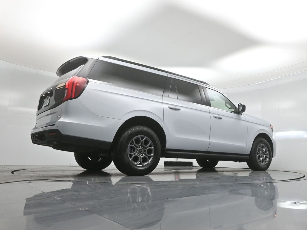 Used 2025 Ford Expedition Max Active RWD image 46
