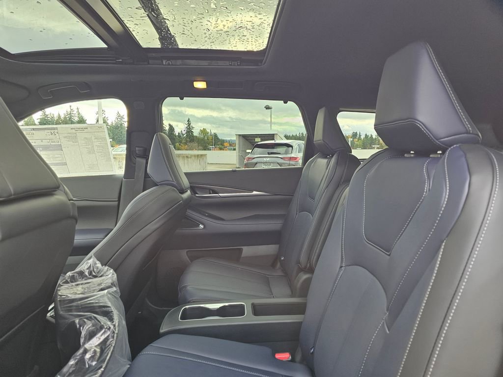 New 2026 INFINITI QX60 Sport image 18