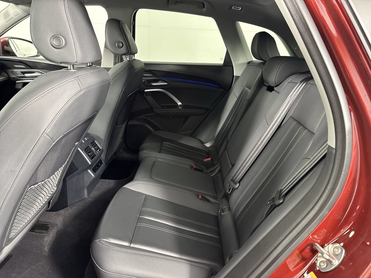Used 2025 Audi Q5 Premium Plus w/ Premium Plus AWD/4WD image 22