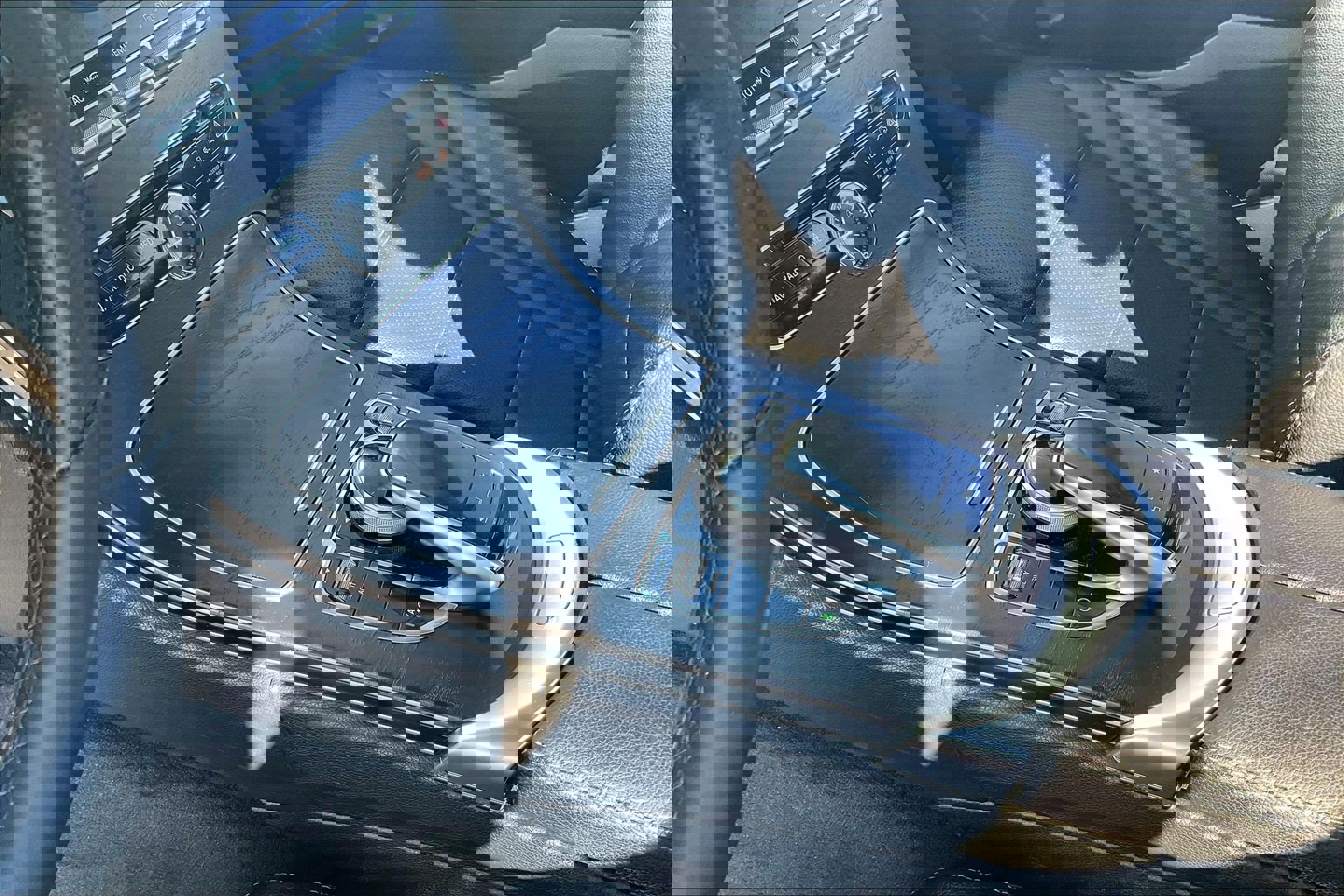 Used 2015 Mercedes-Benz C 300 4MATIC Sedan image 22