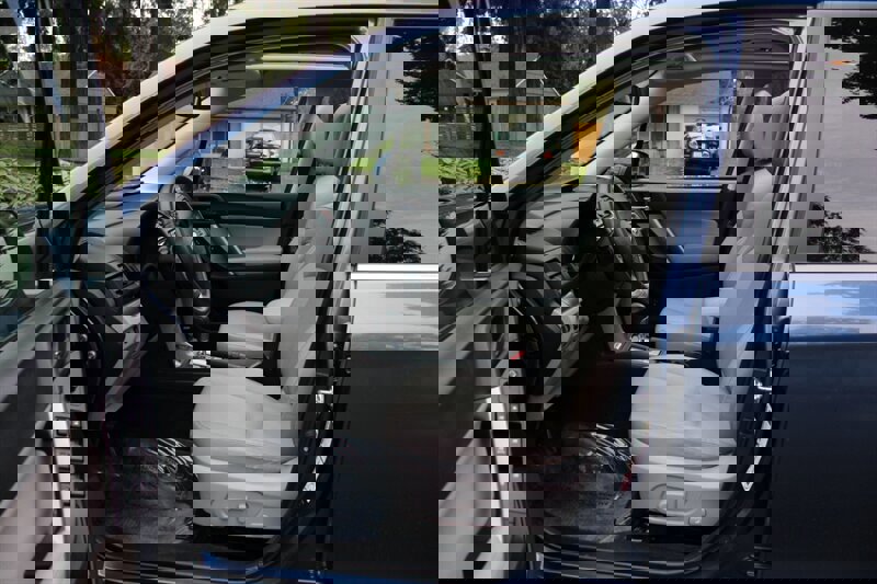 Used 2014 Subaru Forester 2.5i Touring image 5