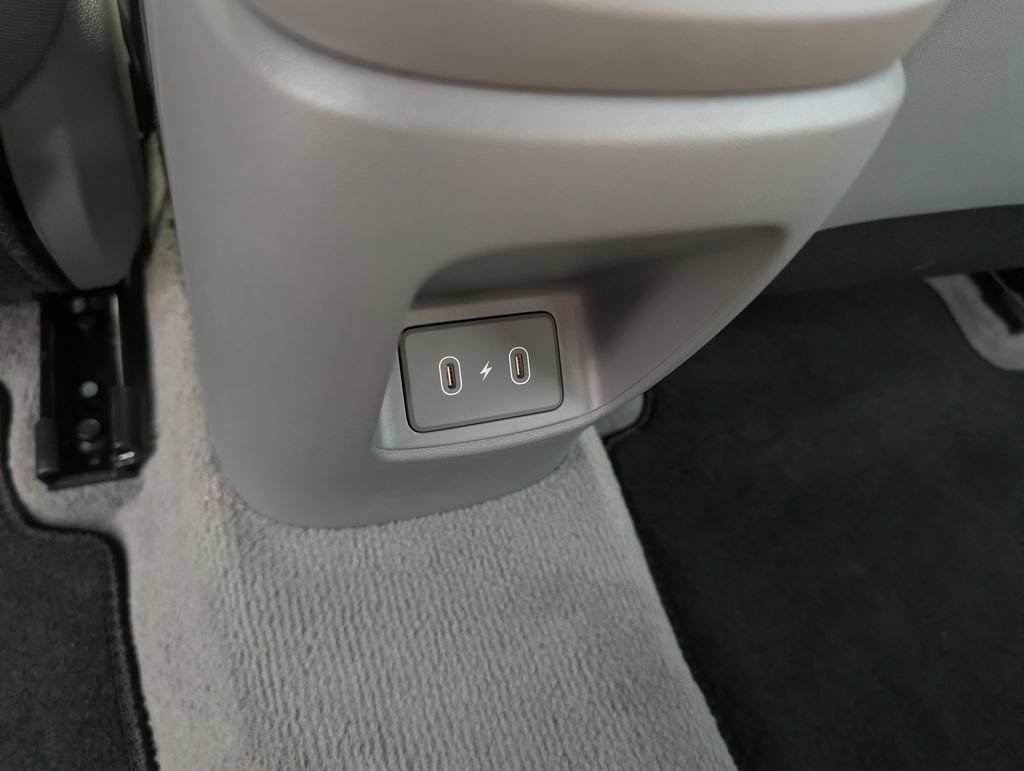 Certified 2025 Hyundai Elantra Sport FWD image 13