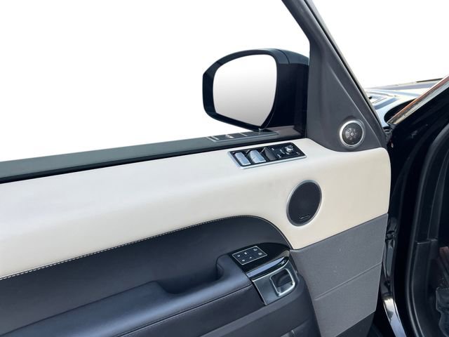Used 2022 Land Rover Range Rover Sport HSE Dynamic image 11